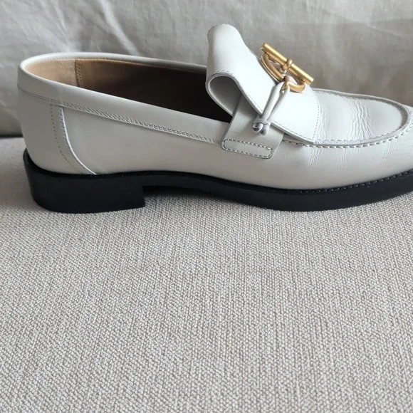 Hermes White Impact loafers with Gold Accent - Picture 3 of 7